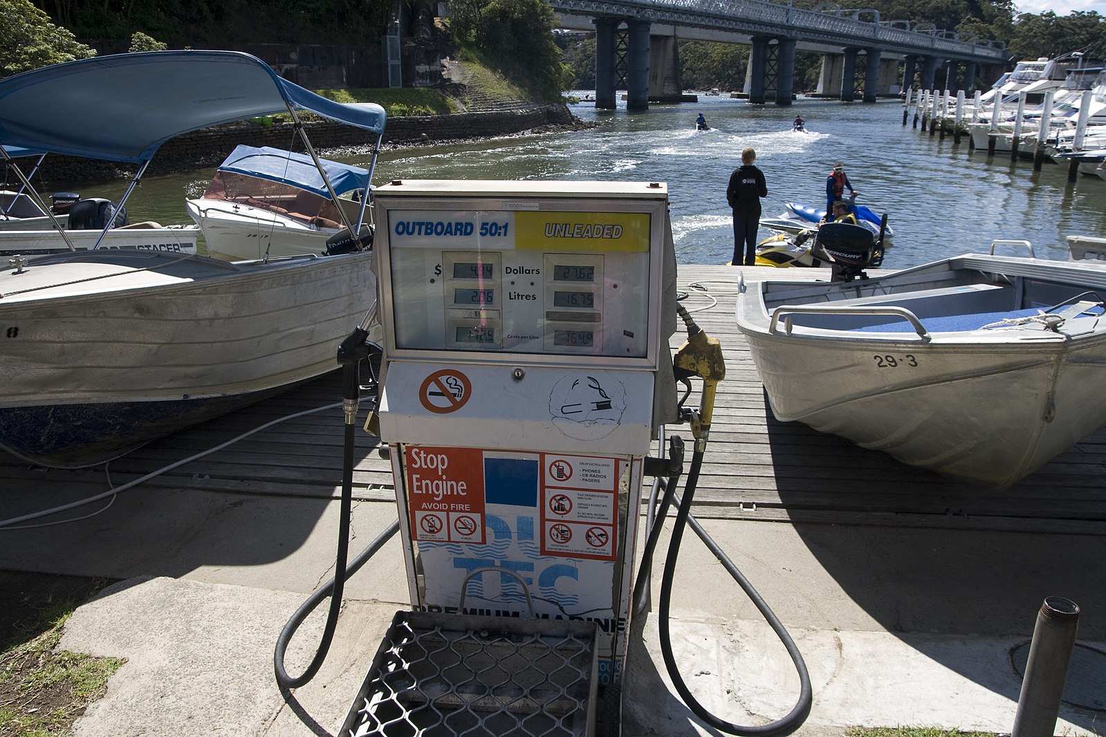 Don’t Refuel Your Boat Without Doing This CTow Marine Assistance Ltd.